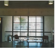Sala interior de la Escuela de Industrias Gráficas
